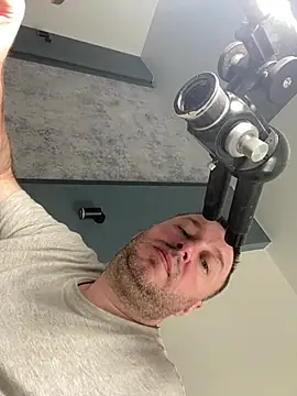XXX chat uživo modela DorianJeday