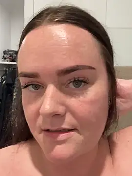 Carinabro10 - Suck and bounce tits