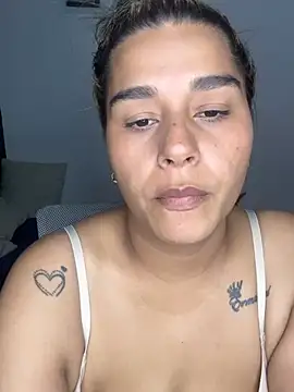 Busty_ass_girl - Flash pussy