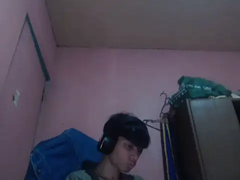 Chat XXX ao vivo de Kyoshi_19