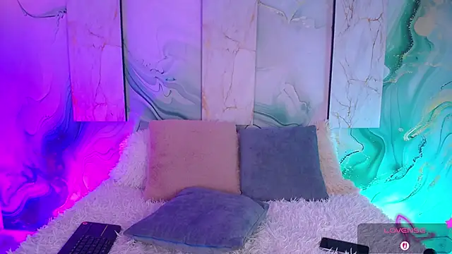 MylaDreams - show boobs