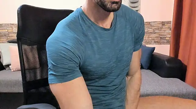 HotHunkTrainer Chat XXX live