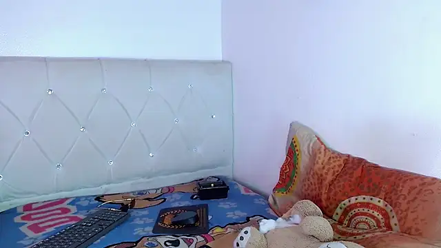 Angel_foxc13 Obrolan Langsung XXX