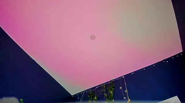 Irma_s - show boobs and shov pussy