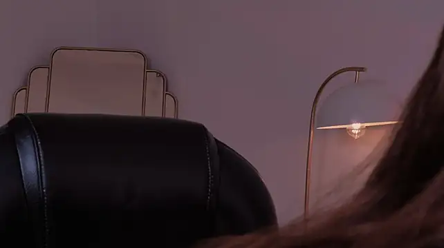ErikaBenz_'s Live XXX Chat