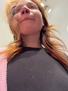 Chat +18 de SlavicCandy ao vivo