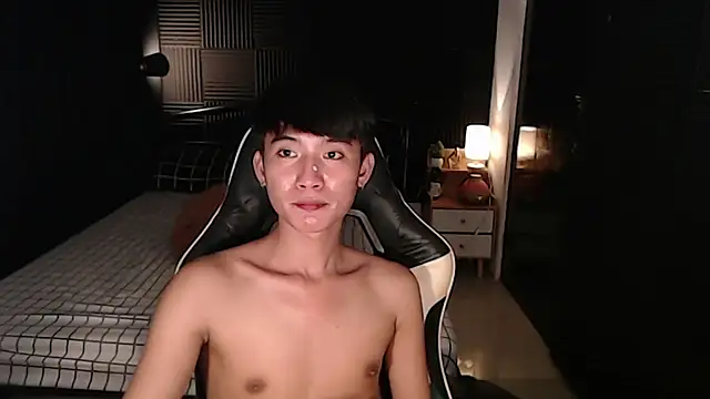 asian_dai: απευθείας συνομιλία ΧΧΧ