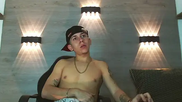 Gaeliitto Chat XXX in diretta