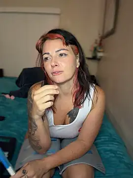 MarlaFknSinger লাইভ XXX চ্যাট