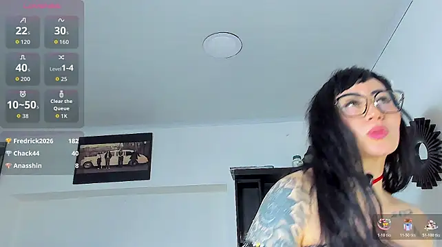 Vicky_hotmilf's Live XXX Chat