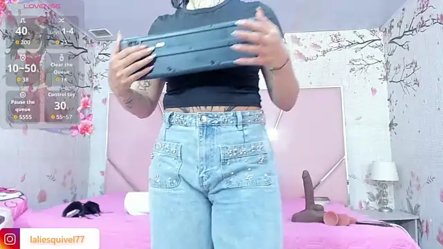 SafiroAgataaa's Live XXX Chat