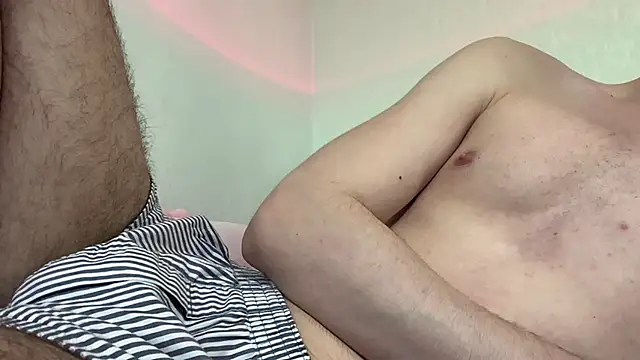 Jeremy1Scott 라이브 XXX 채팅