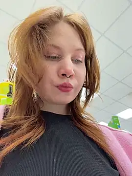 SlavicCandy's Live XXX Chat