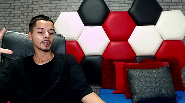 Czat XXX na żywo – Thristan05