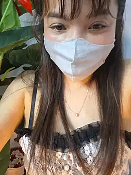 Emi-beautiful - Using a fake penis at a coffee shop