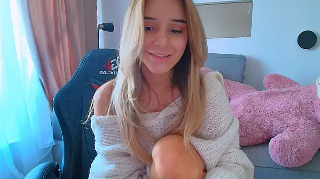 Chloe_Ravens