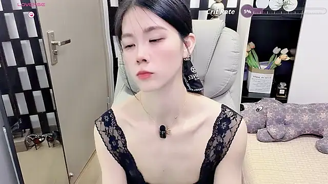 Yueyue-MM 现场XXX聊天