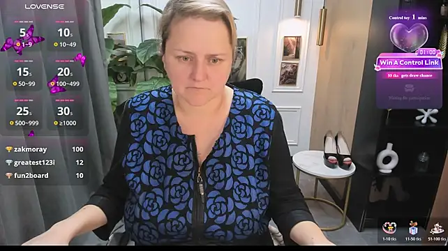 Chat XXX ao vivo de ScarlettSoft