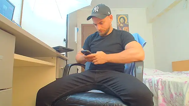 Ryanstone_ Adlı Modelin Canlı XXX Sohbeti