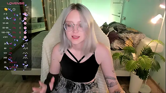 Chatroom XXX en direct de LunarGlow