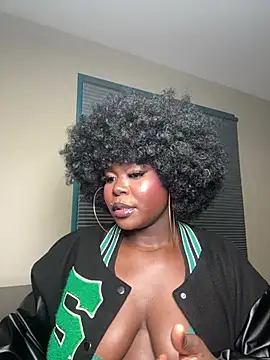 WomanNextdoor1 - Make this pussy scream 🙀 🍑💦daddy