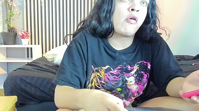 Czat XXX na żywo – KarineWine