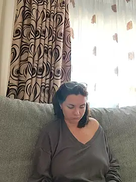 Chat +18 de Diamond_Monna ao vivo