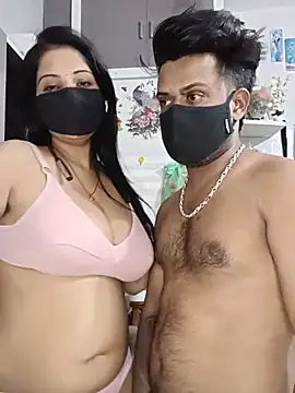 โชว์เว็บแคมของ Kaur_Simran_01
