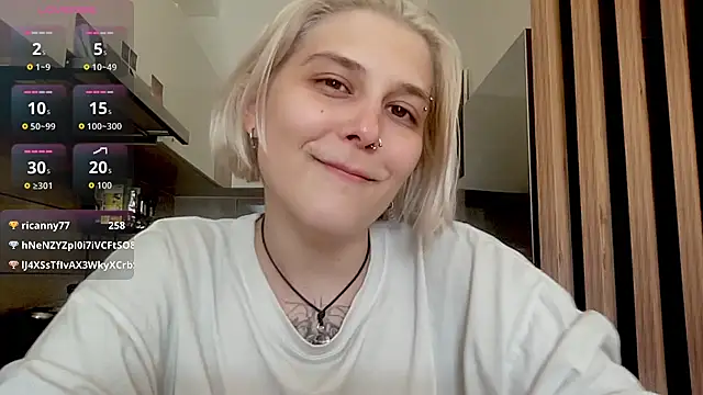 دردشة Ella_Bloom الجنسية المباشرة