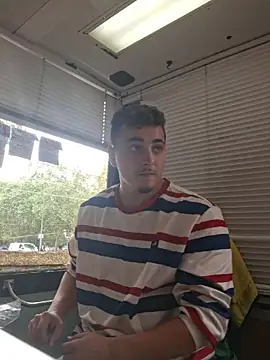 papisabroson Live XXX Chat