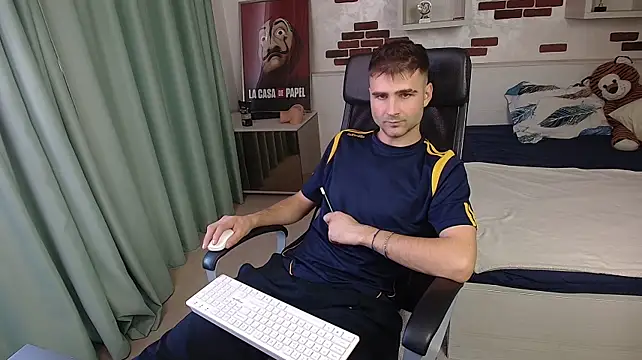 KyloEastn Live XXX chat