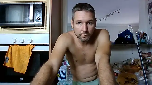 seio_ml élő XXX-chatje