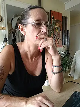 Živý XXX chat Sacha_Scorp