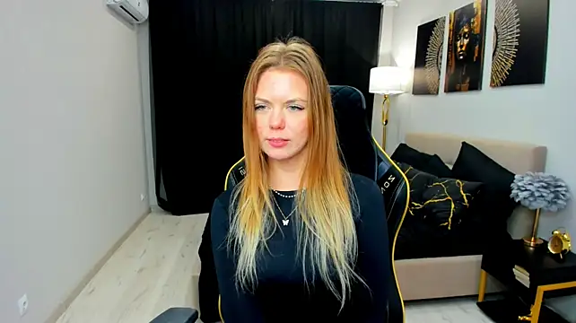Strawberrye's Live XXX Chat