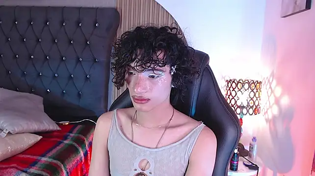 Chat +18 de Anaciet_Evans ao vivo
