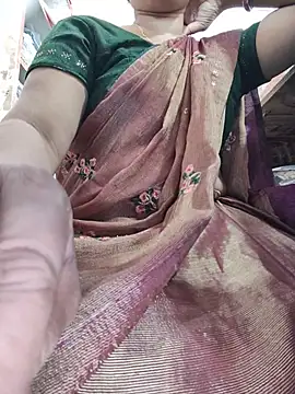 Indianhotwife639 - Boobs pusssy enjoy