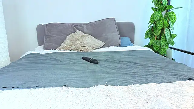 KylaAnselm - make hot orgasm with fingers