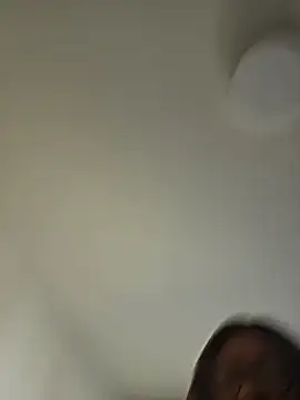 צ'אט XXX בשידור חי של Trans_MILF_Raya