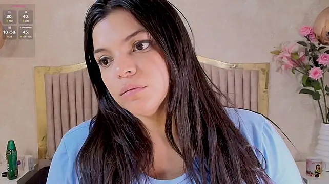 Kismett_aziz's Live XXX Chat