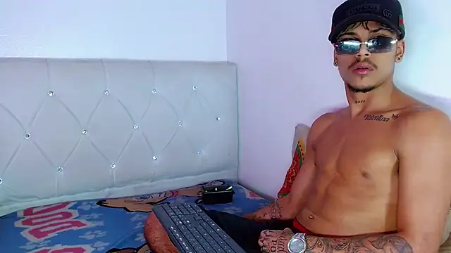Angel_foxc13 XXX чат на живо