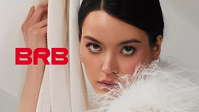 Jess_Dome Adlı Modelin Canlı XXX Sohbeti