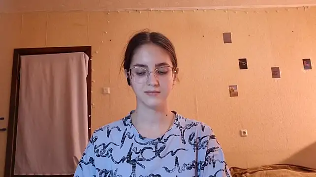 Chat XXX en directo de Katelemon