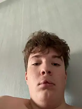Show modela Linus_Finn na web-kameri