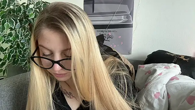 XXX chat uživo modela Fanny_Fresh