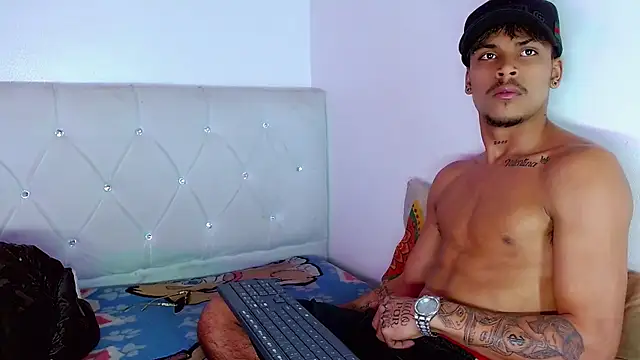 Онлайн чат XXX Angel_foxc13