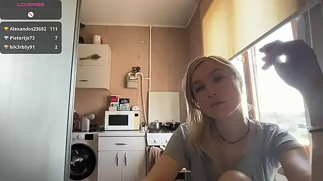 AngelJeni Chat XXX live