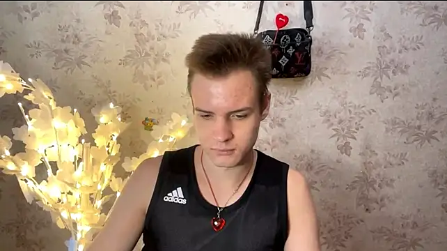 BigBabyMax 라이브 XXX 채팅