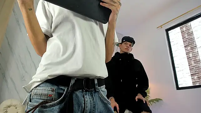 Chat XXX en directo de COOL_BOYS2