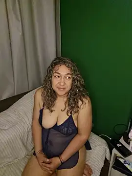 kitty_84 Obrolan Langsung XXX