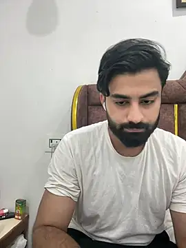 Royalboy_03 Chat XXX in diretta